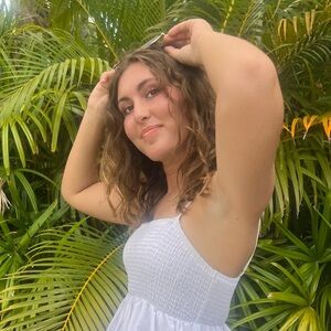 Meet your Posher, Alayah